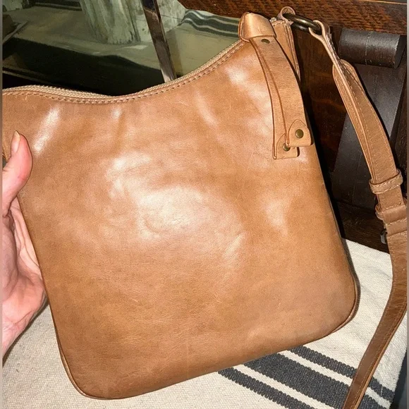 NWOT Frye Leather Melissa Sling Crossbody Beige Brown Retail $198 - Picture 4 of 12